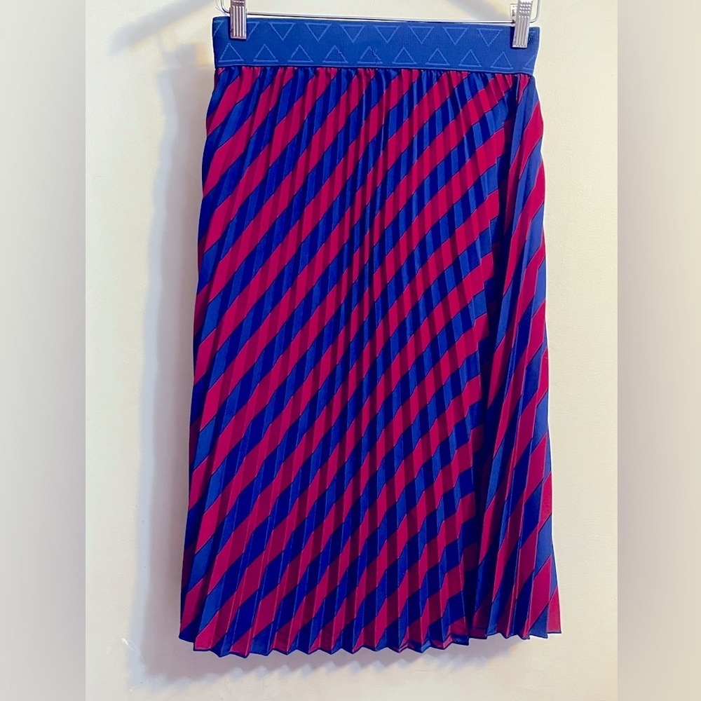 LuLaRoe Blue and Red Pleated Skirt Sz S Women - Picture 8 of 8